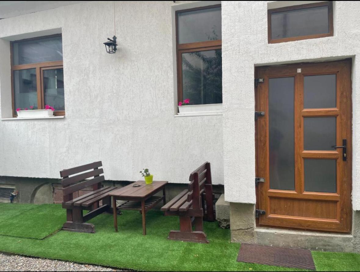 Schei Brasov-Скей Брашов Apartment Bagian luar foto